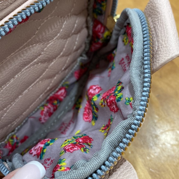 NWT.  Betsy Johnson puppy mini backpack. - Picture 6 of 13